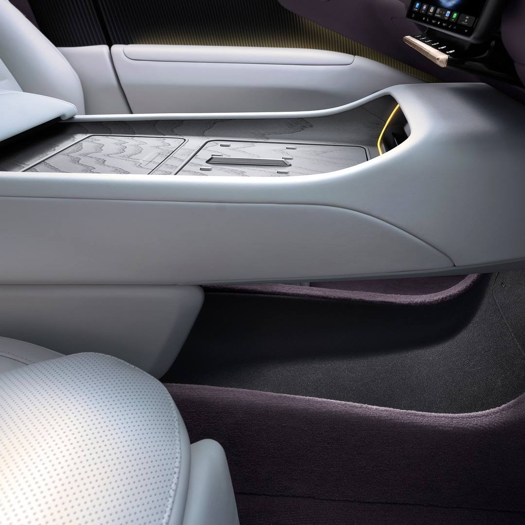 Wireless Charging Pads feature image 1